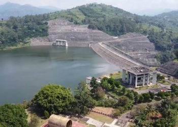 PLTS Saguling Siap Terangi Jawa Barat, Didukung Dana Internasional