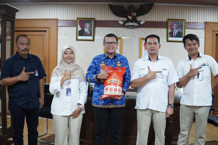 Wabup Subang Terima Kunjungan Pimpinan BULOG, Apresiasi Kinerja Serapan Gabah Capai 100,82 Persen