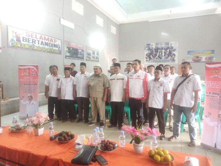 Anggota DPR RI Komisi II PKS H. Ateng Sutisna Serap Aspirasi Warga Subang