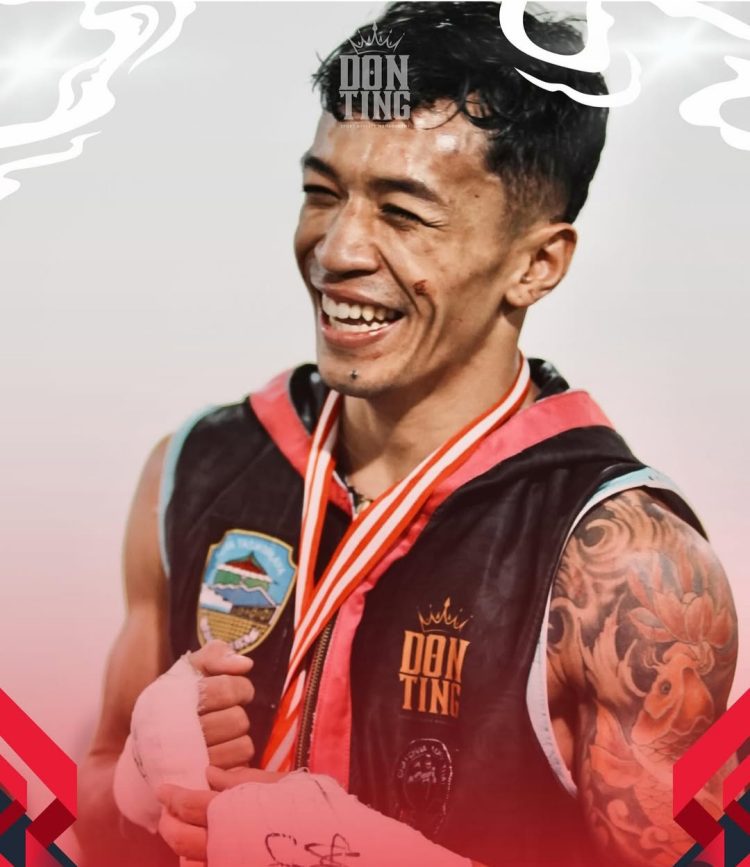 Tampil Perkasa, Redho ‘Bad Boy’ Rocky Libas Lawannya di Byon Combat Vol.5!
