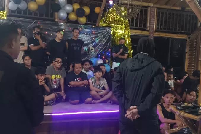 Geger Pesta Sesama Jenis di Puncak, Puluhan Peserta Reaktif HIV dan Sifilis