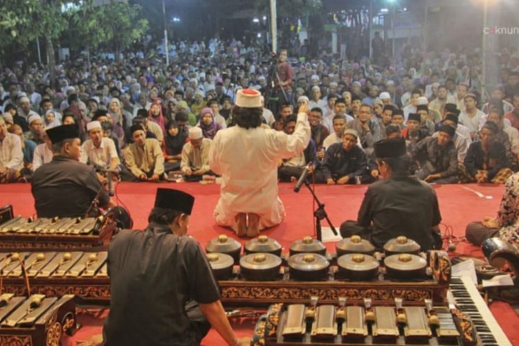 Kiai Kanjeng dan Perlawanan Kultural Rakyat