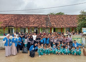 Mahasiswa KKN IMH Subang Ajak Siswa Peduli Sampah dan Cegah Banjir
