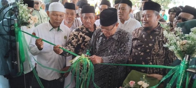 Buya Said Aqil Resmikan MWC NU Binong, Ajak Warga NU Tetap Optimistis Hadapi Tantangan Global