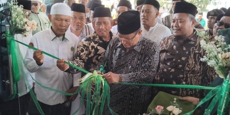 Buya Said Aqil Resmikan MWC NU Binong, Ajak Warga NU Tetap Optimistis Hadapi Tantangan Global