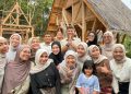 Gali Nilai Multibudaya, Mahasiswa UPI Kunjungi Kampung Adat Cikondang